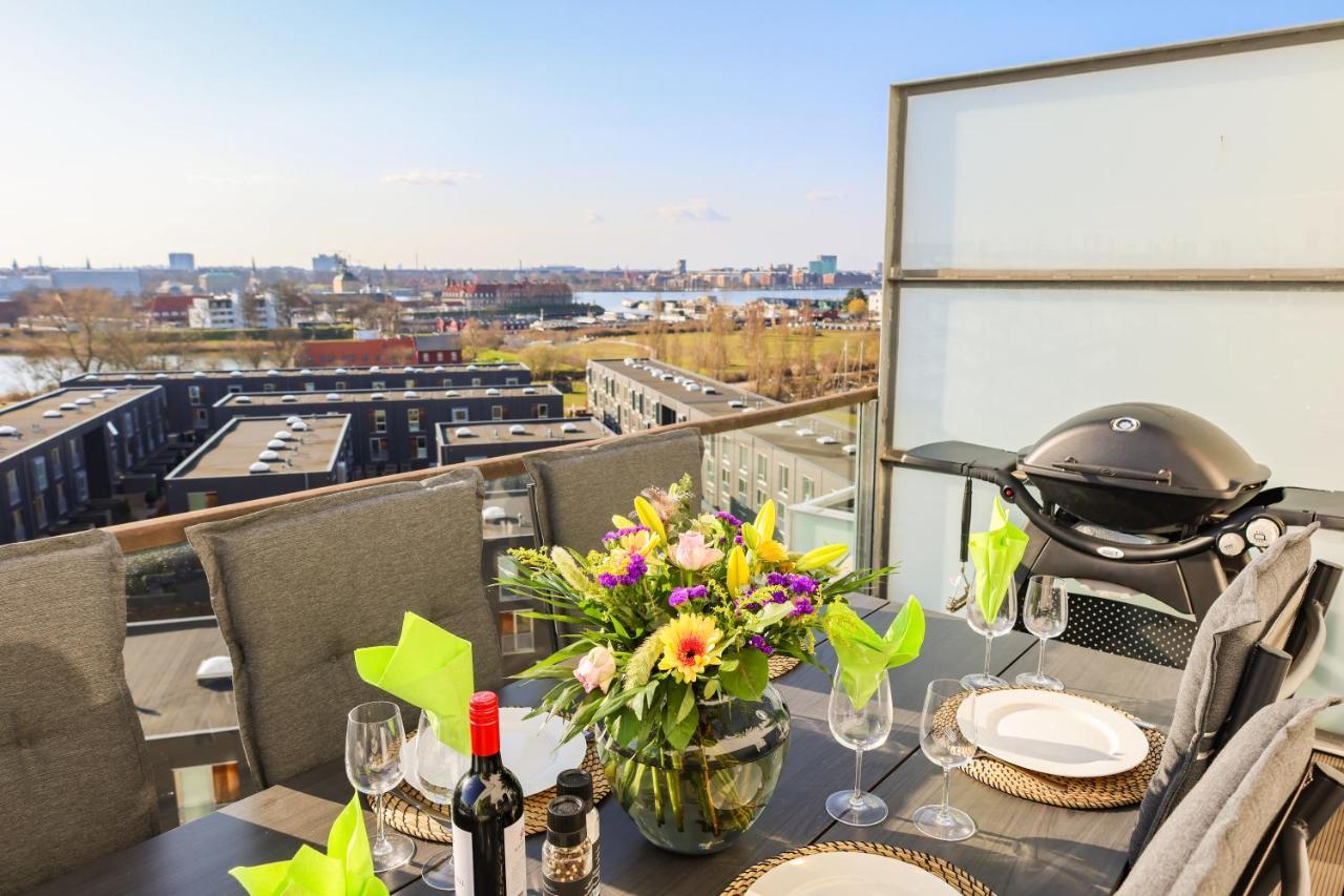 Penthouse - Amazing Views & Hygge Apartment